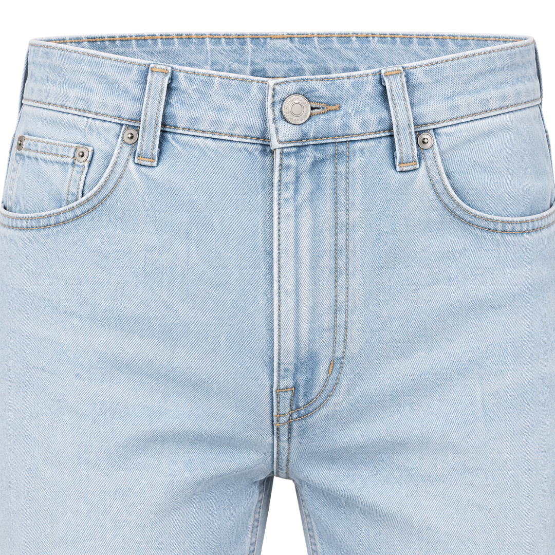 Light Wash Straight-Fit Denim Jeans | Voonken Dowz
